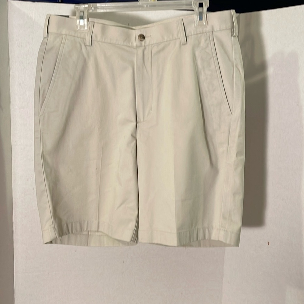 JSA Bank men shorts size 35 nwt